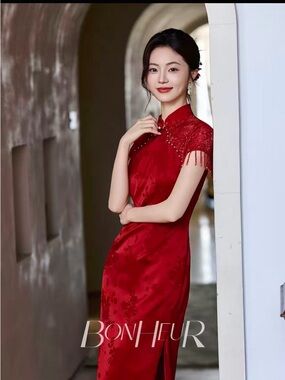 open lace back dress Amazon.com: Chinese Wedding Dress Red Xiuhe Gorgeous Embroidered Tops Qipao  Suit Occasions Such As Marriage Engagemen (Color : Style1, Size : Small) :  Clothing, Shoes & Jewelry main image 1